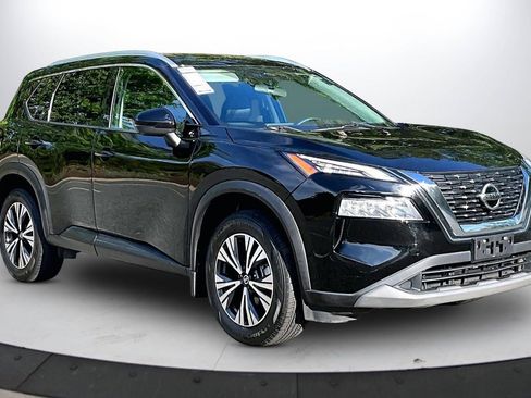 Used 2021 Nissan Rogue SV w/ Premium Package AWD/4WD image 2