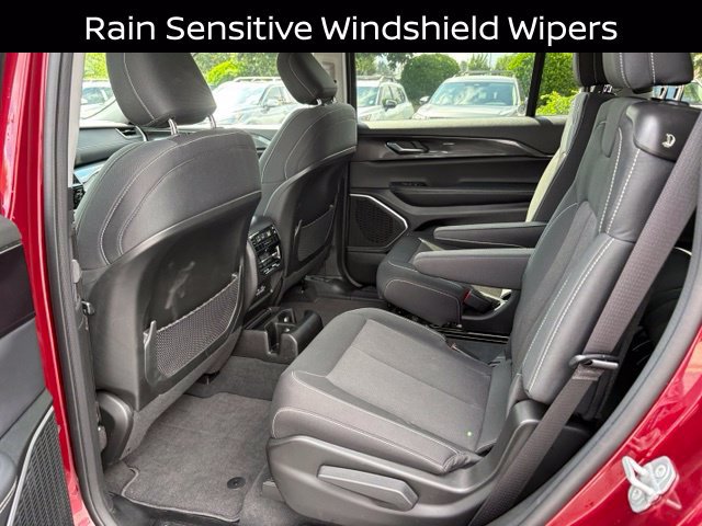 Used 2022 Jeep Grand Cherokee L Laredo w/ Luxury Tech Group I RWD image 25