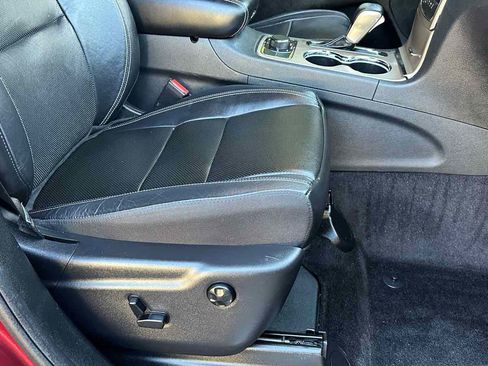 Used 2017 Jeep Grand Cherokee Limited w/ Luxury Group II image 26