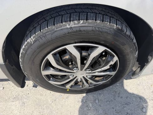 Used 2012 Toyota Camry LE FWD image 12