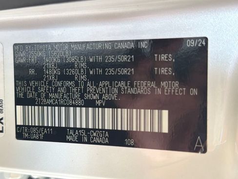 Used 2024 Lexus RX 350 Premium w/ Accessory Package (K3) AWD/4WD image 38