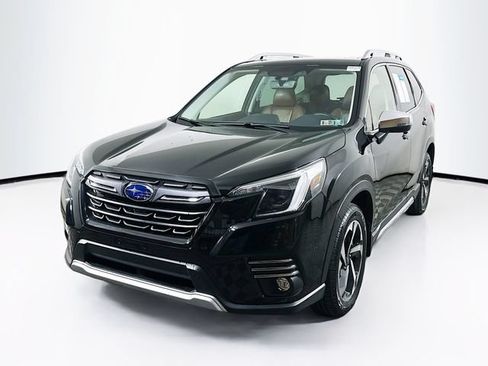 Used 2024 Subaru Forester Touring AWD/4WD image 3