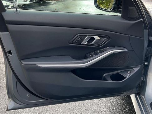 Used 2025 BMW 330i xDrive Sedan image 25