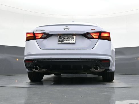 Certified 2025 Nissan Altima 2.5 SR FWD image 24