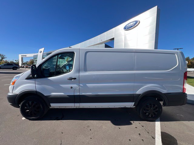 Used 2017 Ford Transit 250 130 Low Roof w/ Exterior Upgrade Package RWD image 8