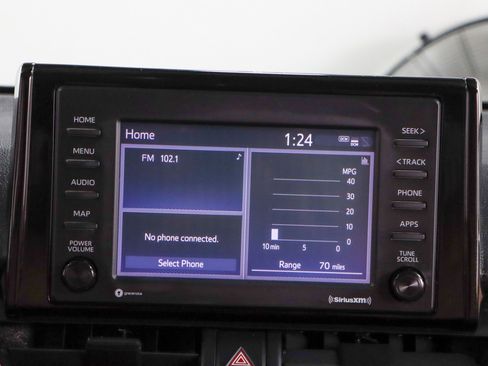 Used 2021 Toyota RAV4 LE image 19