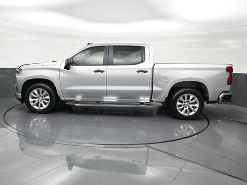 Used 2021 Chevrolet Silverado 1500 Custom RWD image 2