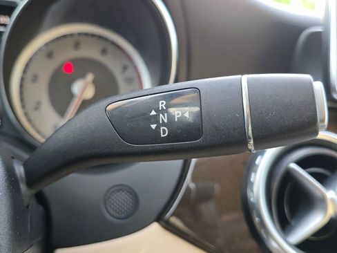 Used 2016 Mercedes-Benz GLA 250 4MATIC image 36
