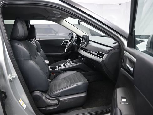 Used 2024 Mitsubishi Outlander SE AWD/4WD image 32