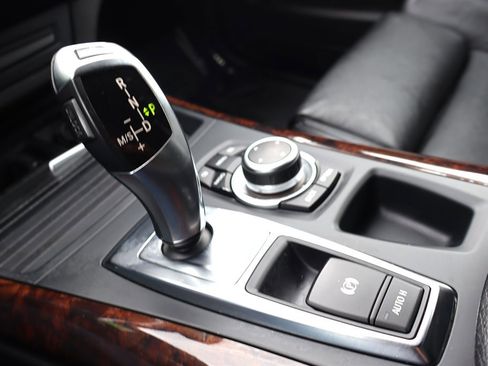 Used 2010 BMW X5 xDrive48i AWD/4WD image 28