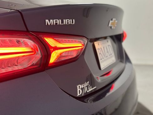 Used 2022 Chevrolet Malibu LT FWD image 22