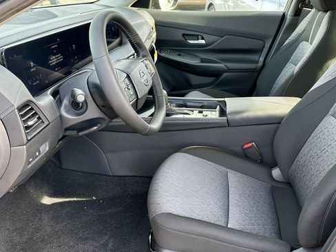 New 2026 Nissan Sentra SV image 30