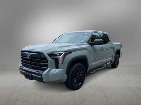 Used 2026 Toyota Tundra SR5 w/ SR5 Premium Package AWD/4WD image 1