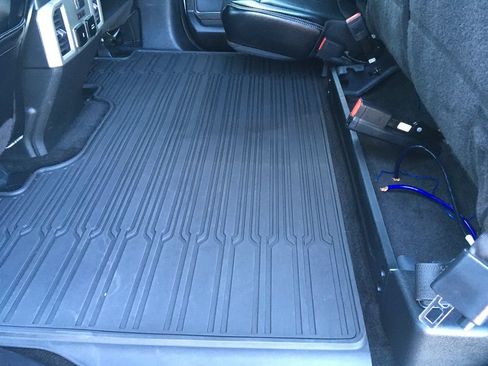 Used 2018 Ford F150 Lariat w/ Equipment Group 502A Luxury AWD/4WD image 29