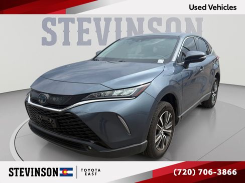 Used 2022 Toyota Venza LE AWD/4WD image 1