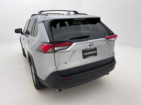 Used 2024 Toyota RAV4 XLE image 12