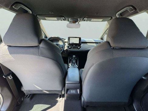 Used 2025 Toyota Corolla SE FWD image 45