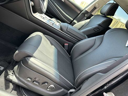 New 2026 Genesis GV80 2.5T Prestige AWD/4WD image 8