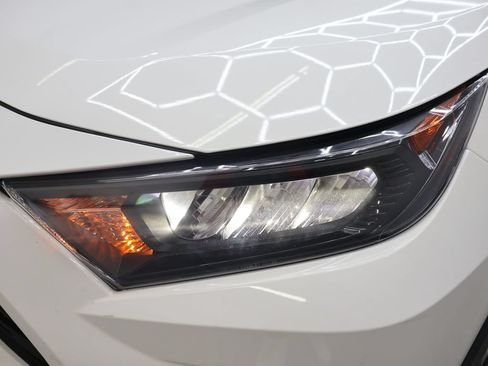 Used 2021 Toyota RAV4 LE FWD image 28
