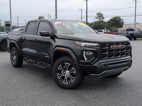 Used 2024 GMC Canyon AT4 w/ Technology Package AWD/4WD image 3