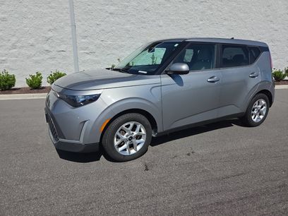 Certified 2023 Kia Soul LX w/ LX Technology Package
