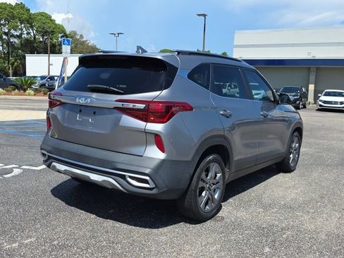 Used 2023 Kia Seltos S FWD image 4