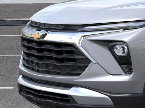 New 2026 Chevrolet TrailBlazer LT w/ Driver Confidence Package FWD image 14