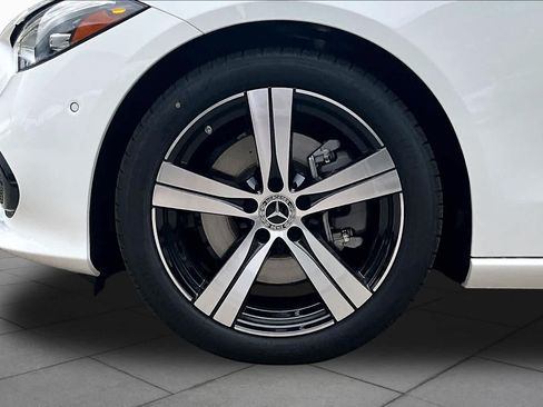 New 2026 Mercedes-Benz C 300 4MATIC Sedan image 21