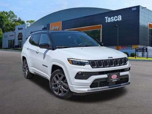 Used 2025 Jeep Compass Limited w/ High Altitude Package AWD/4WD image 1