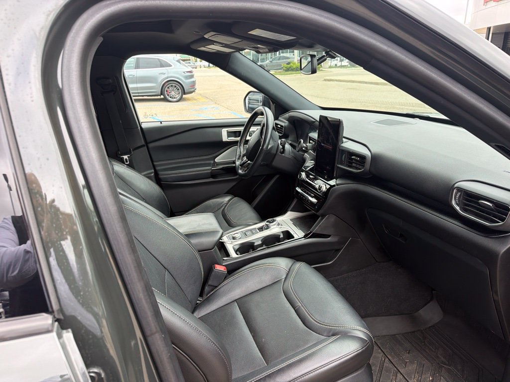 Used 2022 Ford Explorer ST w/ Equipment Group 401A AWD/4WD image 4
