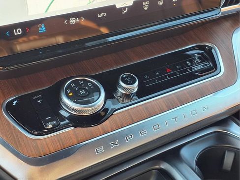 New 2027 Ford Expedition Max King Ranch AWD/4WD image 9