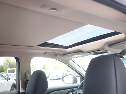 New 2026 Nissan Rogue SV image 23