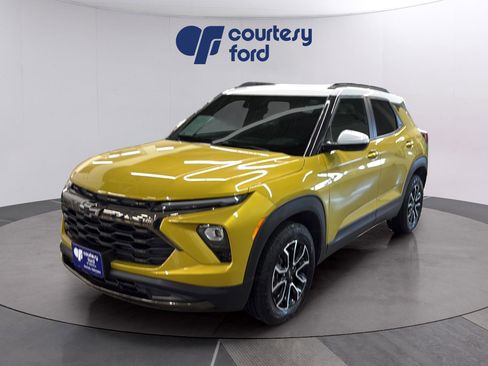 Used 2025 Chevrolet TrailBlazer ACTIV w/ Driver Confidence Package AWD/4WD image 4