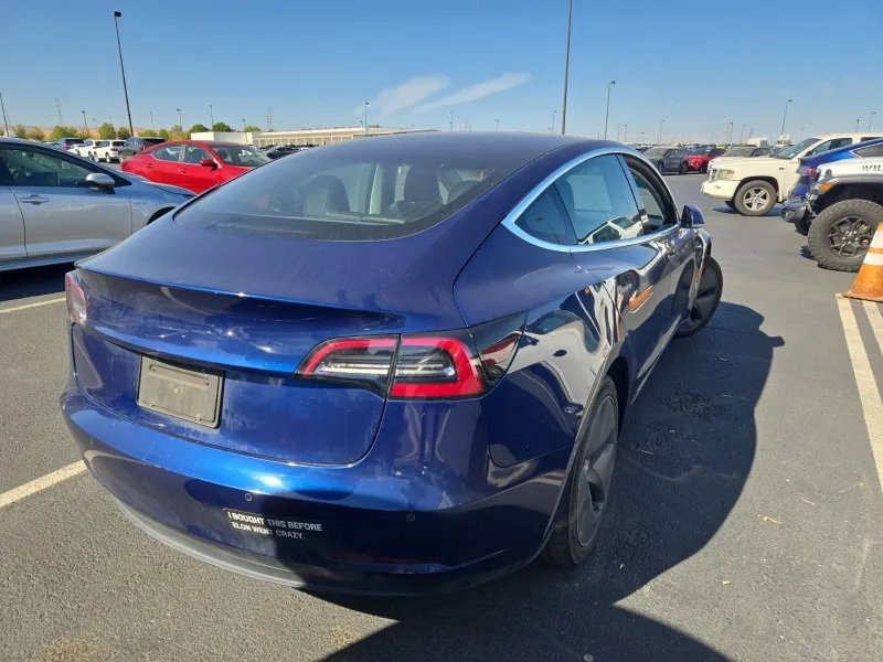 Used 2019 Tesla Model 3 Long Range AWD/4WD image 3