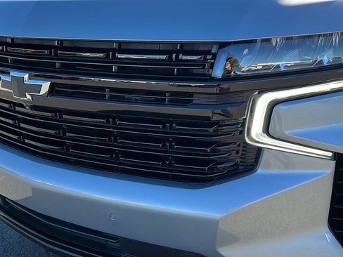 Certified 2023 Chevrolet Tahoe RST w/ RST Performance Edition image 9