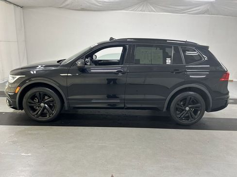 Certified 2023 Volkswagen Tiguan SE R-Line image 6