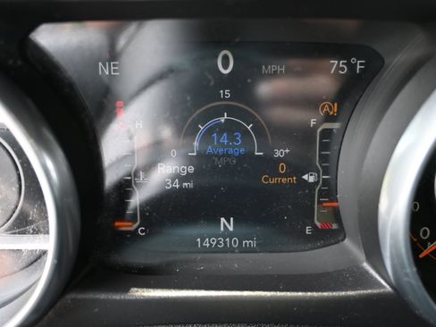 Used 2018 Jeep Wrangler Unlimited Sport S AWD/4WD image 12