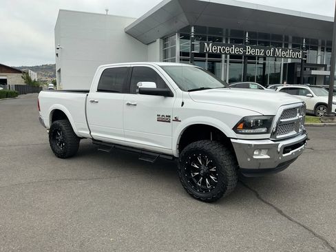 Used 2017 RAM 2500 Laramie AWD/4WD image 6