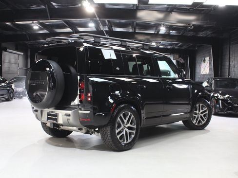 Used 2023 Land Rover Defender 110 X-Dynamic SE AWD/4WD image 82