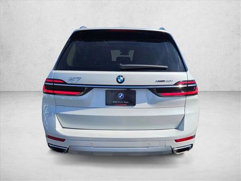 Certified 2023 BMW X7 xDrive40i w/ Premium Package image 7