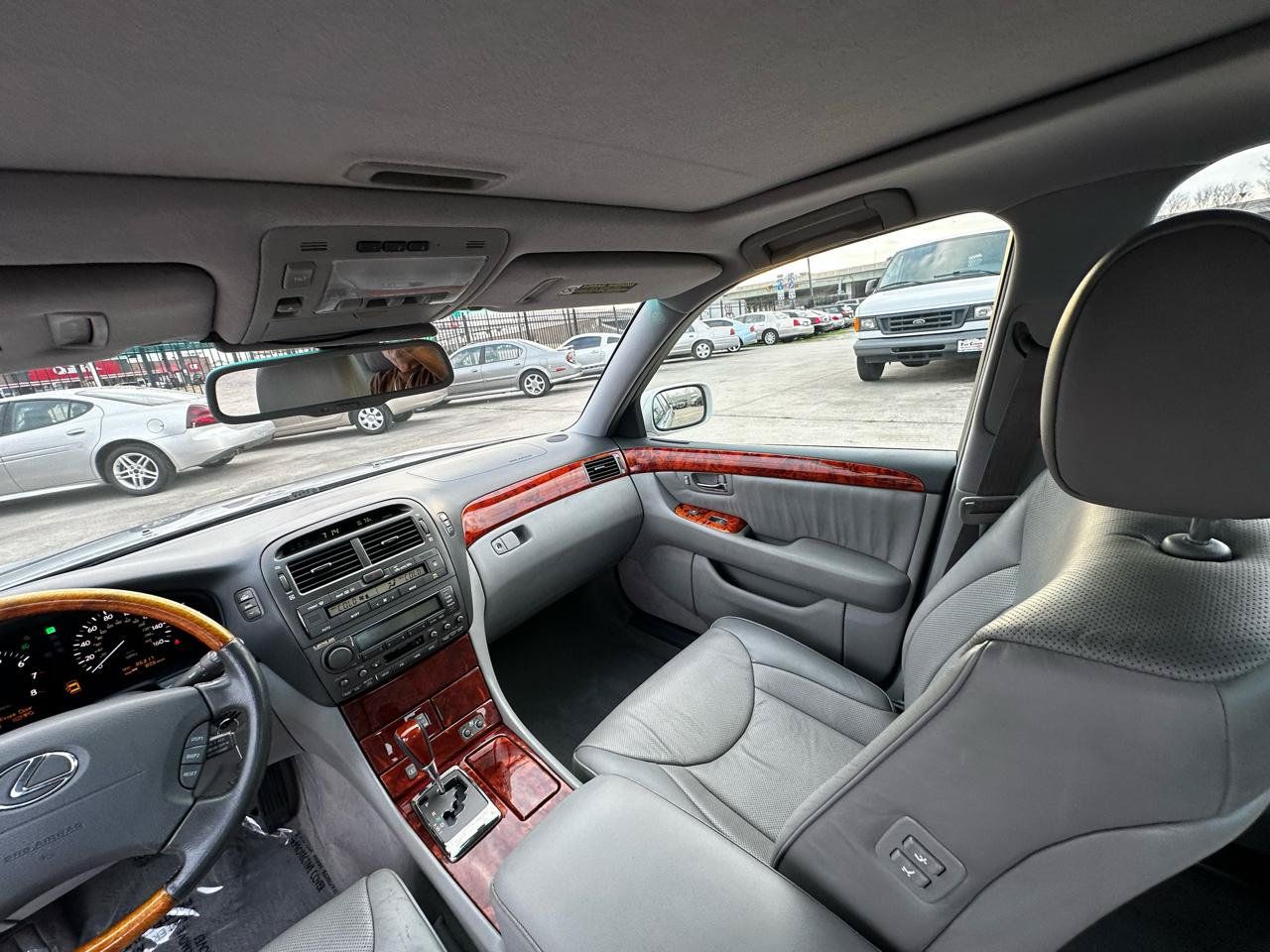 Used 2004 Lexus LS 430 RWD image 38