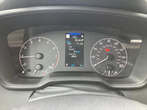 Certified 2025 Toyota Corolla LE FWD image 29