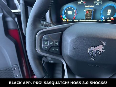 New 2025 Ford Bronco Badlands w/ Sasquatch Package image 9