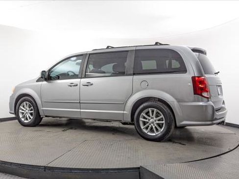 Used 2016 Dodge Grand Caravan SXT w/ Rear Park Assist Package image 6