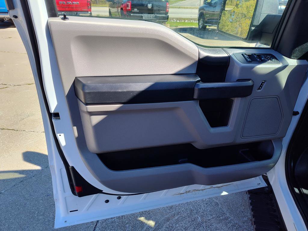 Used 2018 Ford F150 XL w/ Equipment Group 101A Mid AWD/4WD image 12
