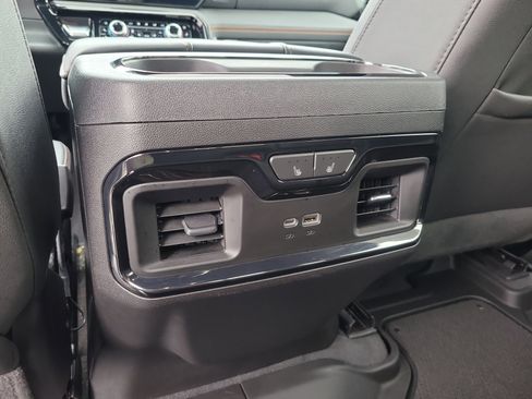 Used 2023 GMC Sierra 1500 AT4 w/ AT4 Premium Package image 14