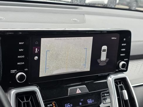 Used 2023 Kia Sorento SX AWD/4WD image 18