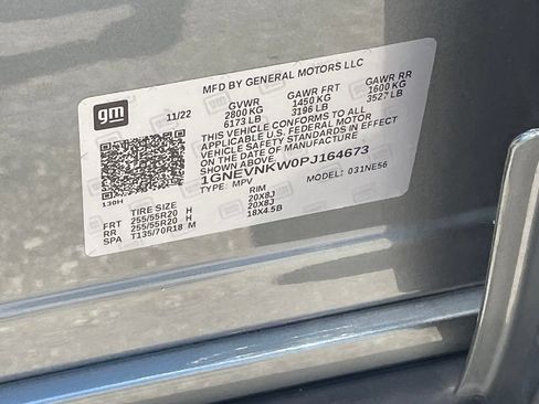 Used 2023 Chevrolet Traverse High Country AWD/4WD image 32