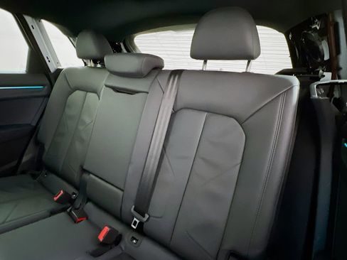 Used 2023 Audi Q3 2.0T Premium Plus w/ Premium Plus Package image 21