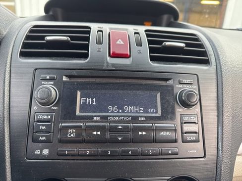 Used 2014 Subaru Crosstrek 2.0i Premium image 17